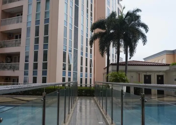 Modern Rustic Pet Friendly In Mckinley Hill Bgc Aparthotel Manila